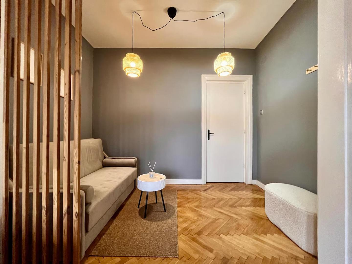 Woodie Studio With Premium Comfort By Piata Unirii Bucharest Exterior photo