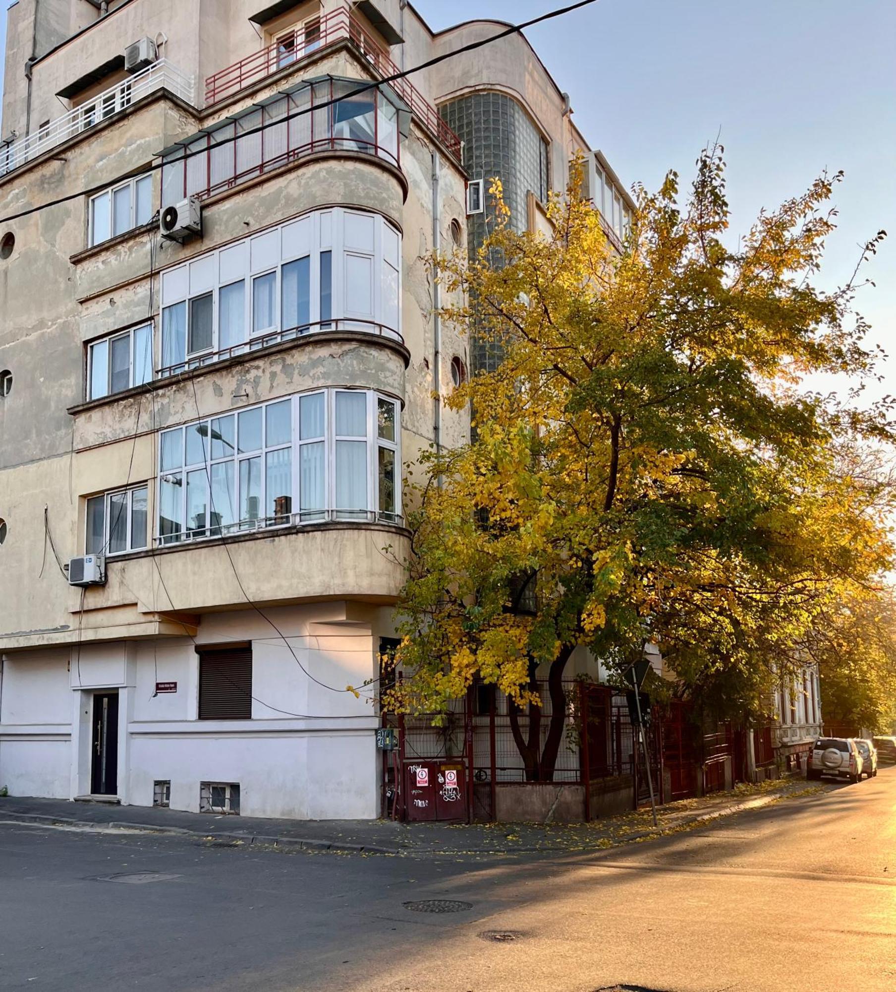 Woodie Studio With Premium Comfort By Piata Unirii Bucharest Exterior photo
